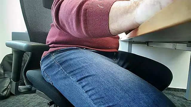 69bezfleku online show from 02/18/25, 07:10