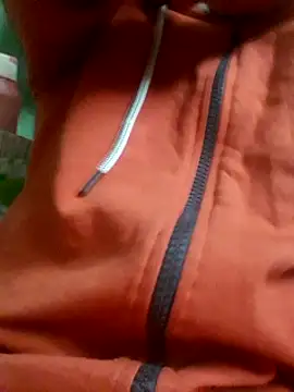 Snapshot of xxxsexy27 chatting on 01/10/25, 08:04 xxxsexy27 online show from 01/10/25, 08:04