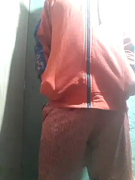 Snapshot of xxxsexy27 chatting on 01/28/25, 04:30 xxxsexy27 online show from 01/28/25, 04:30