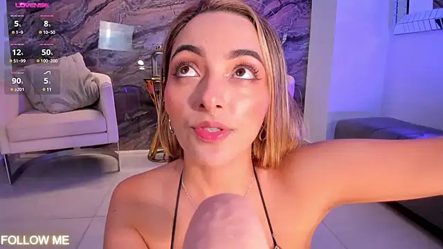 MelissaMoore  online show from 03/05/25, 05:40