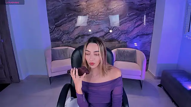 MelissaMoore  online show from 02/03/26, 03:15