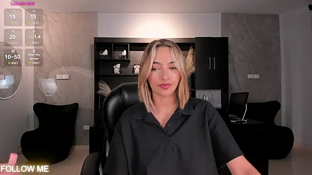 Snapshot of MelissaMoore_ chatting on 05/15/26, 09:27 MelissaMoore online show from 05/15/26, 09:27
