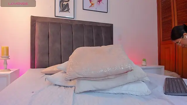 isa bunny online show from 01/23/25, 05:56