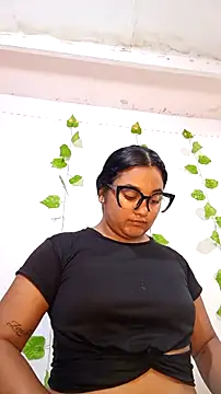 Snapshot of shayna_all chatting on 12/02/25, 06:03 shayna all online show from 12/02/25, 06:03