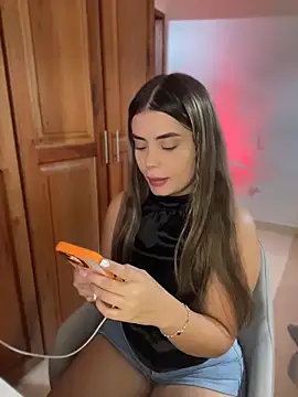 Snapshot of Miss_valeriaa chatting on 04/21/26, 04:12 Miss valeriaa online show from 04/21/26, 04:12
