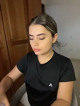 Snapshot of Miss_valeriaa chatting on 04/26/26, 10:07 Miss valeriaa online show from 04/26/26, 10:07