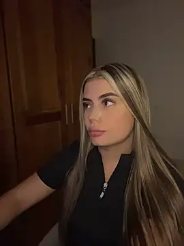 Snapshot of Miss_valeriaa chatting on 05/02/26, 12:37 Miss valeriaa online show from 05/02/26, 12:37