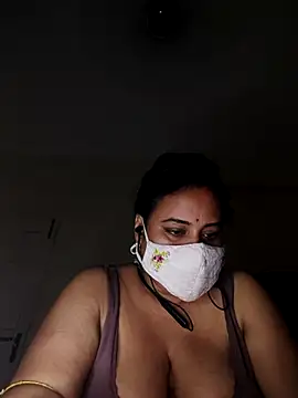 Snapshot of Sheela-Bhabi chatting on 06/29/26, 10:32 Sheela-Bhabi online show from 06/29/26, 10:32