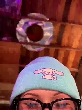 BlaizeyBBy online show from 10/26/25, 10:15