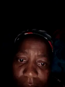 Snapshot of Galcraze chatting on 03/31/26, 01:51 Galcraze online show from 03/31/26, 01:51