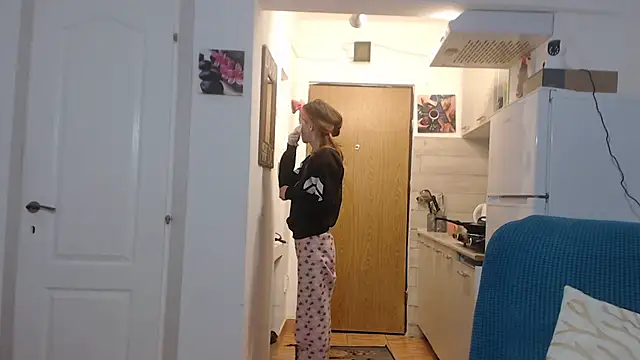 simyhvn online show from 02/22/25, 05:12