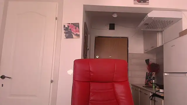 Snapshot of simyhvn chatting on 07/20/26, 07:44 simyhvn online show from 07/20/26, 07:44