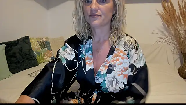 Jadore able online show from 09/11/25, 01:39