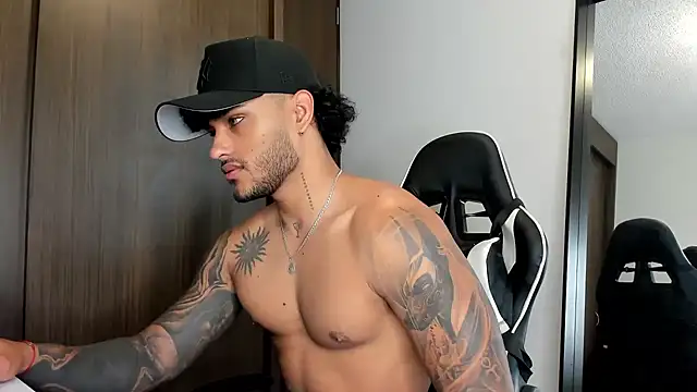 Alessandro Vanni online show from 12/27/24, 03:26