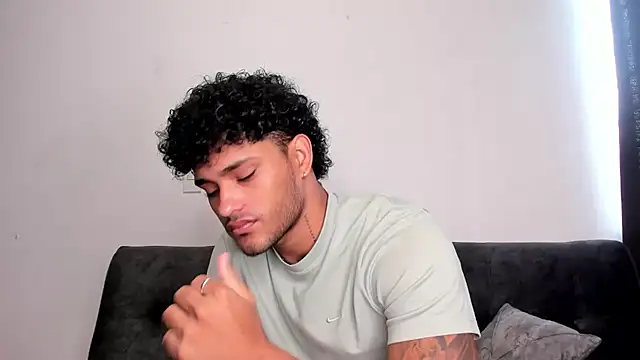 Alessandro Vanni online show from 02/18/25, 12:39