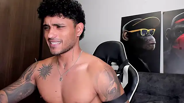 Alessandro Vanni online show from 03/18/25, 04:37