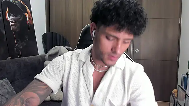 Alessandro Vanni online show from 11/06/25, 01:50