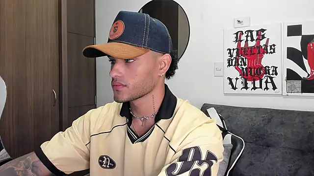 Alessandro Vanni online show from 12/14/25, 02:28