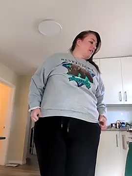 Canadian BBW online show from 03/07/25, 11:16