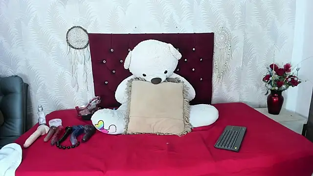 Snapshot of Ariana_Diosa chatting on 03/13/25, 11:30 Ariana Diosa online show from 03/13/25, 11:30