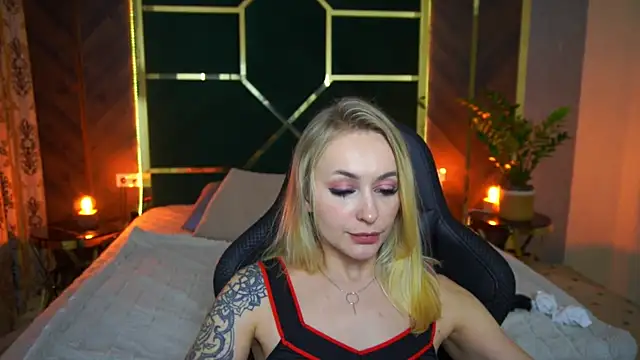 GraceCandy online show from 03/05/25, 02:14