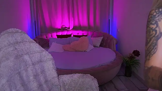 GraceCandy online show from 10/05/25, 08:51