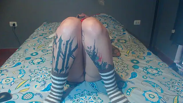Tattoodreams lucy online show from 04/25/26, 09:45