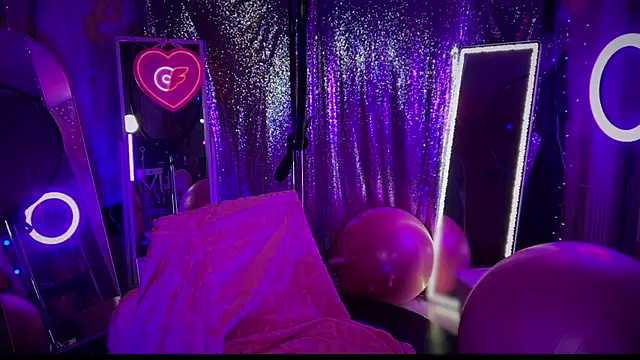 Snapshot of bimbotwerkqueen chatting on 02/09/25, 05:08 bimbotwerkqueen online show from 02/09/25, 05:08