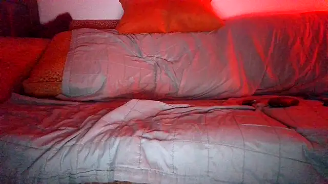 Snapshot of almorettin chatting on 03/14/26, 06:46 almorettin online show from 03/14/26, 06:46