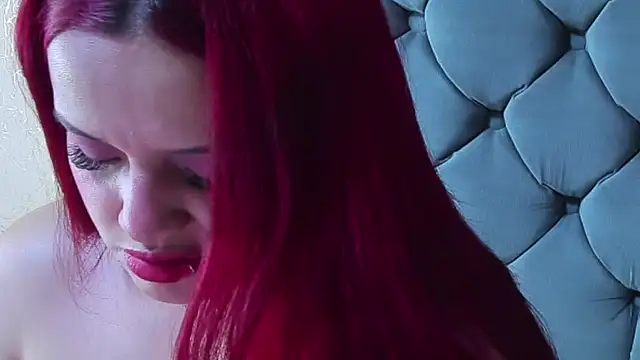 Snapshot of Imannejulienne chatting on 03/10/26, 10:59 Imannejulienne online show from 03/10/26, 10:59