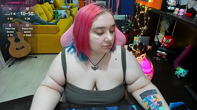 Softie Sofy online show from 01/29/25, 02:09