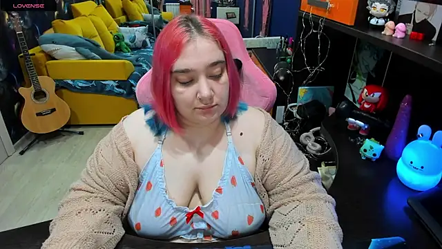 Softie Sofy online show from 01/30/25, 01:55