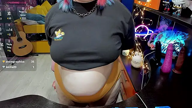 Softie Sofy online show from 03/21/25, 06:16