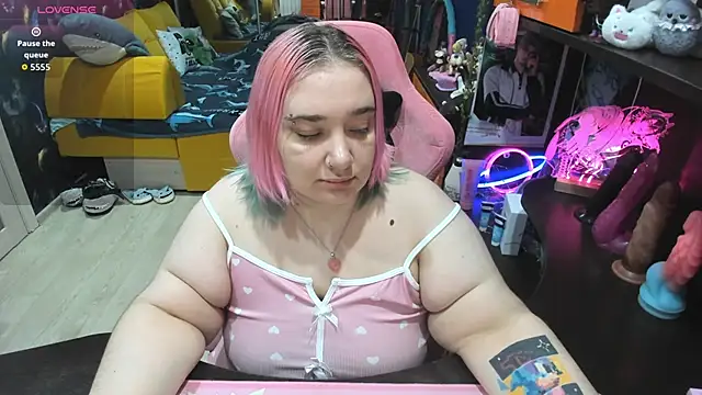 Snapshot of Softie_Sofy chatting on 02/12/26, 03:01 Softie Sofy online show from 02/12/26, 03:01