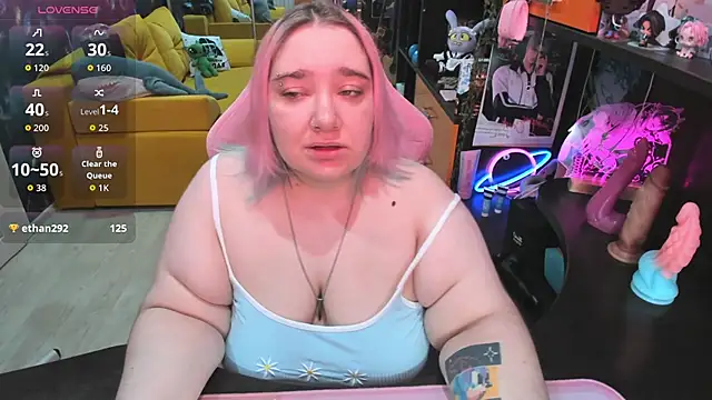 Softie Sofy online show from 06/16/26, 02:58