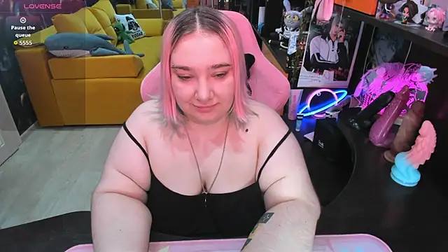 Softie Sofy online show from 06/27/26, 03:44