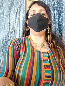 cute-tanvi online show from 02/07/25, 07:07