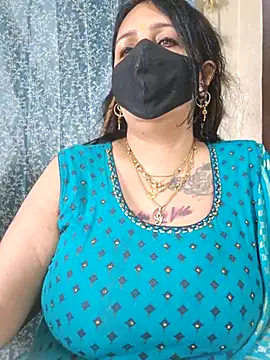 cute-tanvi online show from 02/15/25, 08:22