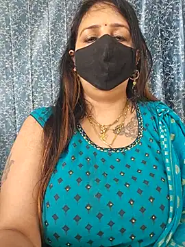 cute-tanvi online show from 02/18/25, 04:04