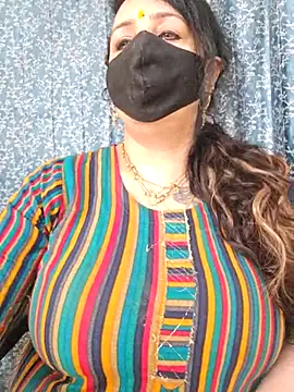 cute-tanvi online show from 03/03/25, 01:42