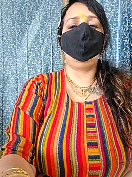 cute-tanvi online show from 03/04/25, 07:51