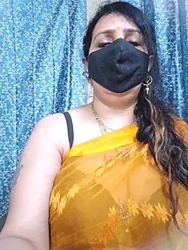 cute-tanvi online show from 03/17/25, 11:21