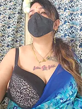 cute-tanvi online show from 09/28/25, 04:18