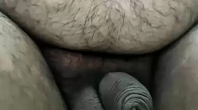 Snapshot of tusharvats60 chatting on 01/15/25, 09:13 tusharvats60 online show from 01/15/25, 09:13