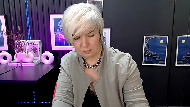 CarmenSoft online show from 05/04/26, 08:43