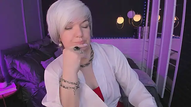 CarmenSoft online show from 05/06/26, 09:14