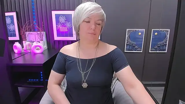 CarmenSoft online show from 05/12/26, 08:55