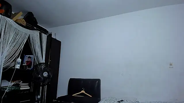 ares sexxx online show from 07/20/26, 04:49