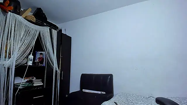 ares sexxx online show from 07/21/26, 05:43