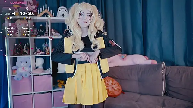 MadnessAlison online show from 03/19/25, 07:06